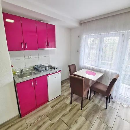 Aleksandra 2 10